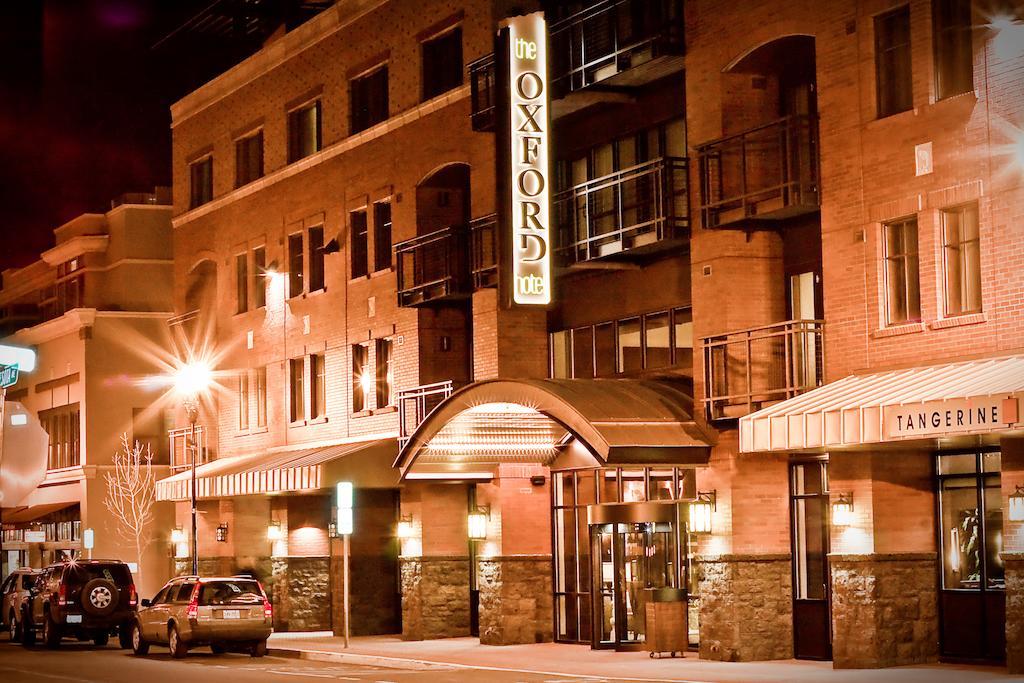 Oxford Hotel Bend Esterno foto