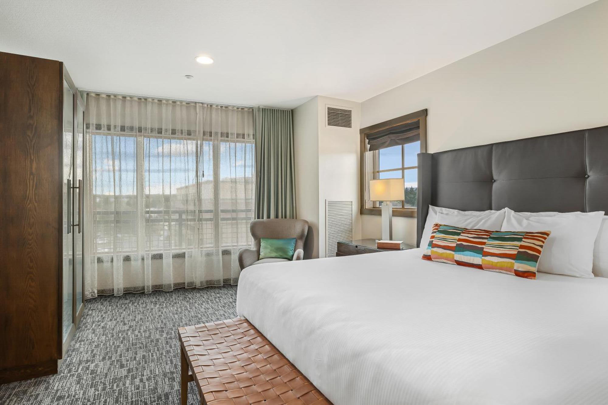 Oxford Hotel Bend Esterno foto